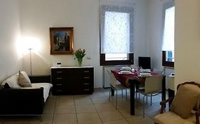 Santa Croce Apartment